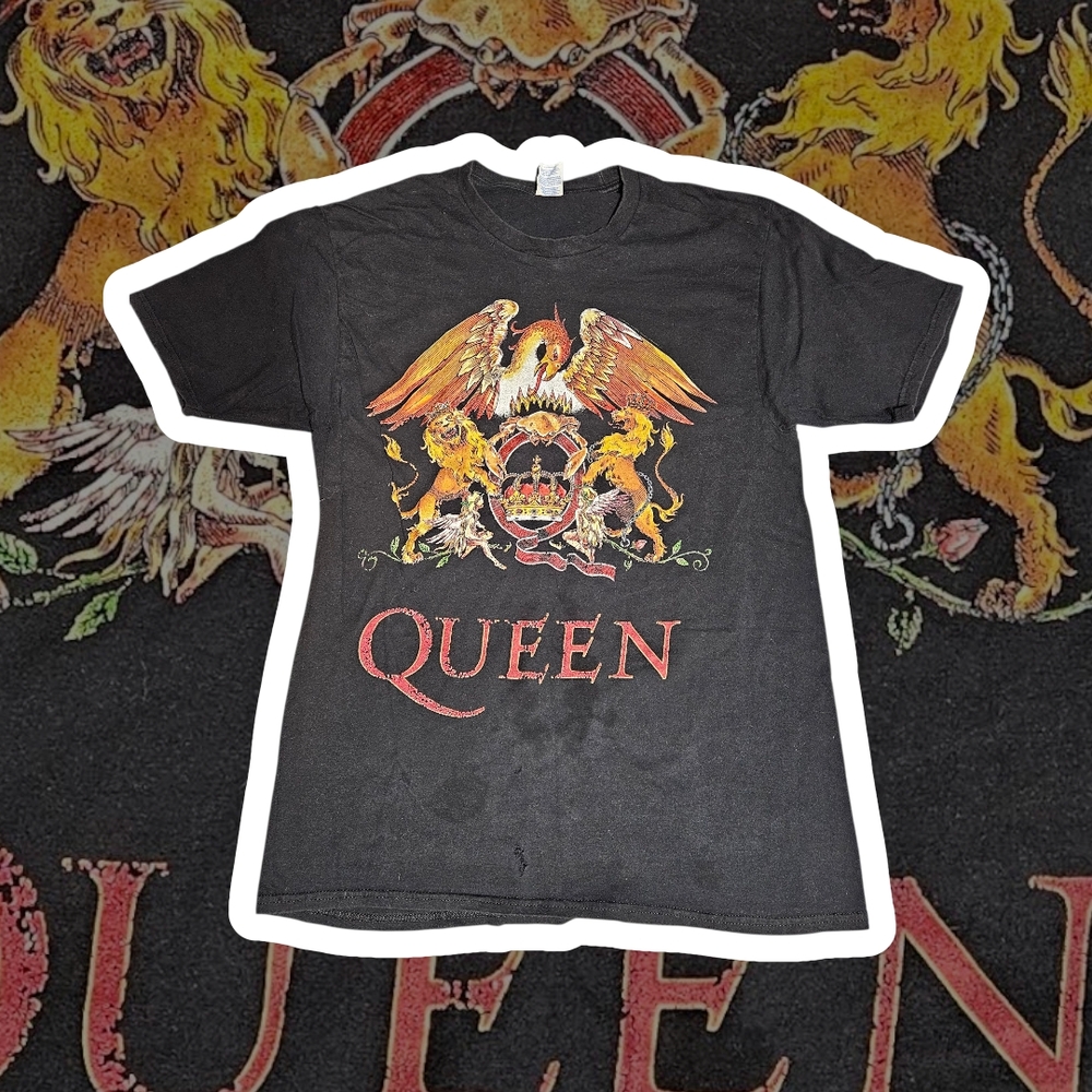 Queen Black Graphic T-Shirt